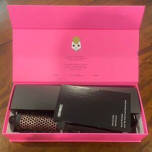Amika Blowout Babe Thermal Brush